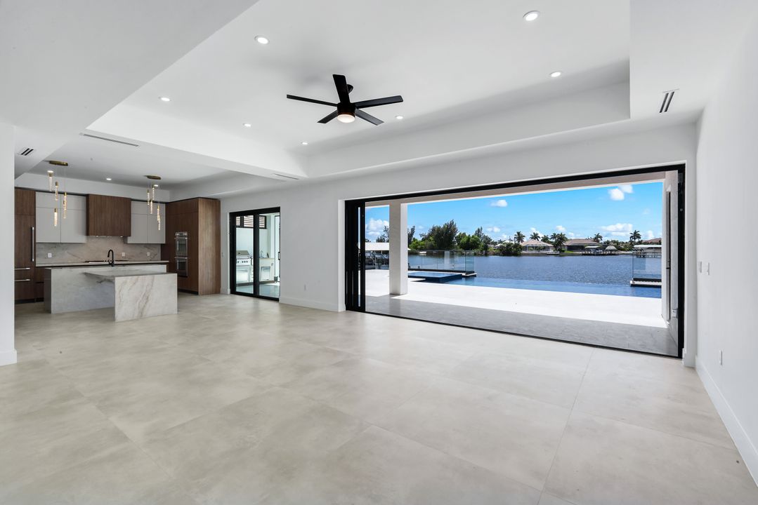432 Burnt Store Rd S, Cape Coral, FL 33991