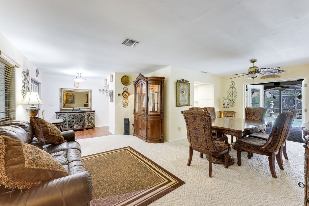 1725 SE 9th Terrace, Cape Coral, FL 33990