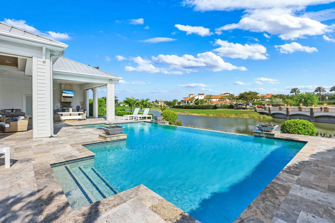 16415 Seneca Way, Naples, FL 34110