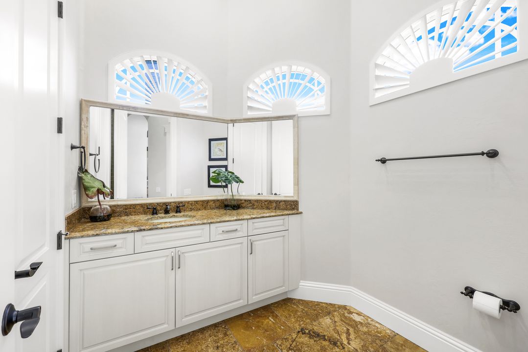 5502 Harbour Preserve Cir, Cape Coral, FL 33914