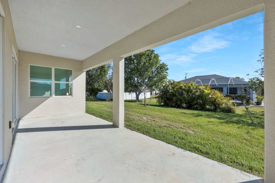 1609 NW 31st Pl, Cape Coral, FL 33993