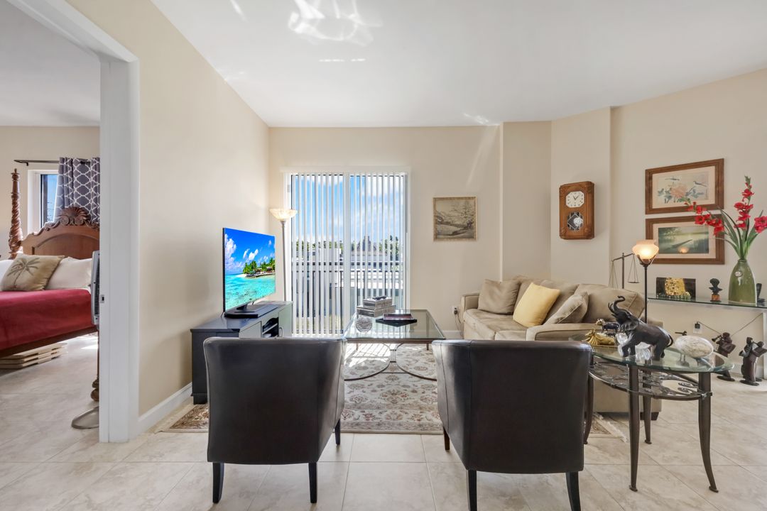 2631 NE 14th Ave #200, Wilton Manors, FL 33334