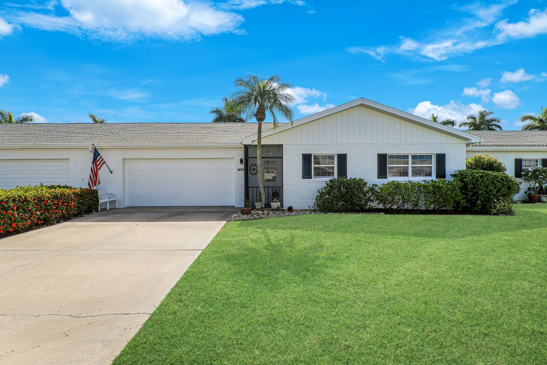7079 Cedarhurst Dr, Fort Myers, FL 33919