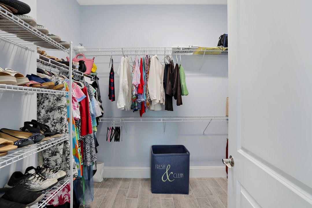 7139 Cayo Coco Ln, Naples, FL 34113