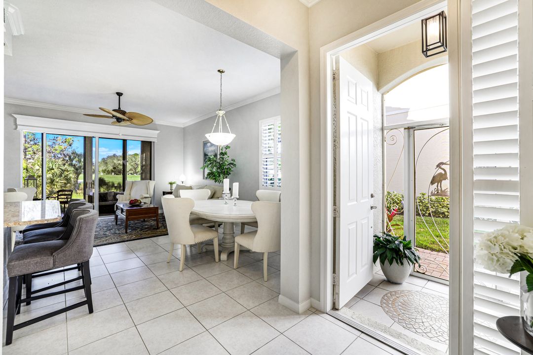 895 Eastham Way, Naples, FL 34104