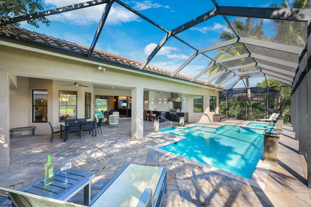 4394 Caldera Cir, Naples, FL 34119