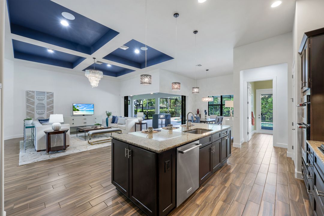 16273 Camden Lakes Cir, Naples, FL 34110