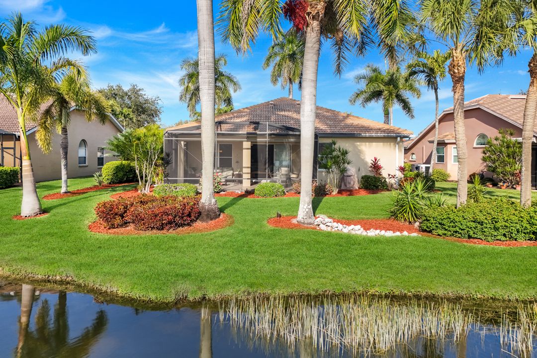 25681 Springtide Ct, Bonita Springs, FL 34135