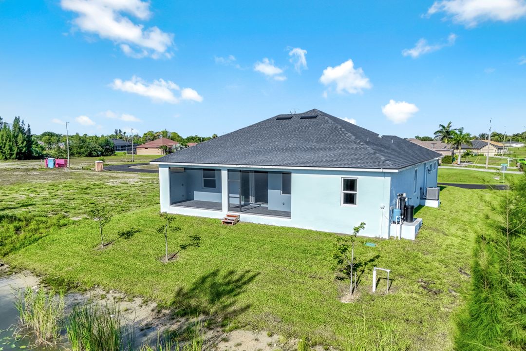 3445 NE 21st Ave, Cape Coral, FL 33909