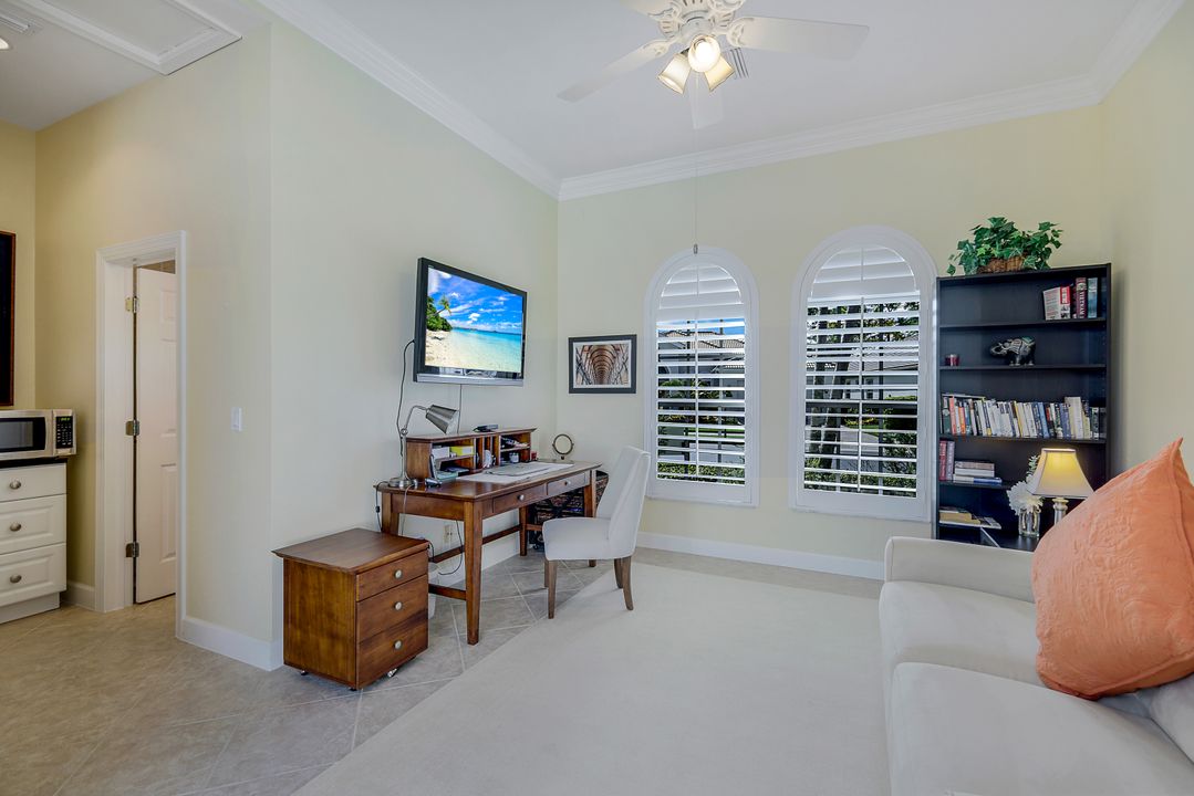 15835 Delasol Ln, Naples, FL 34110