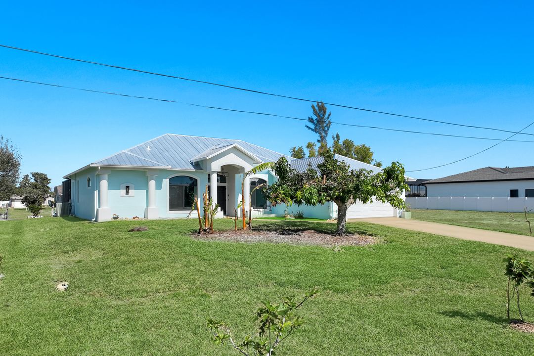 1417 SW 28th Terrace, Cape Coral, FL 33914