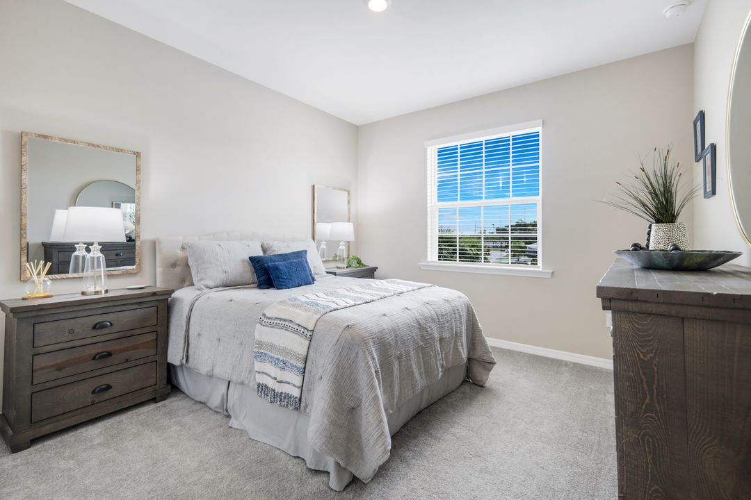 11811 Venetian Lagoon Dr #204, Fort Myers, FL 33913