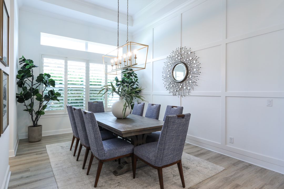 9463 Montelanico Loop, Naples, FL 34119