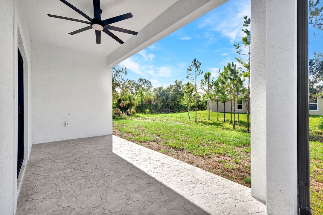 5085 NE Tradewinds Cir, LaBelle, FL 33935