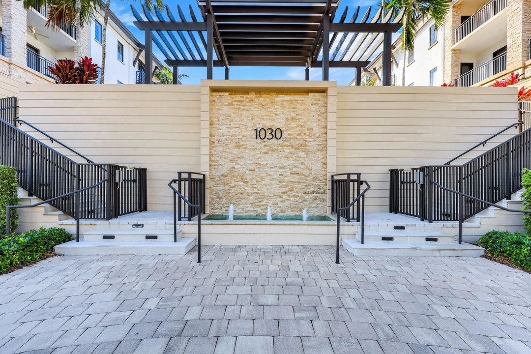 1030 3rd Ave S #216, Naples, FL 34102