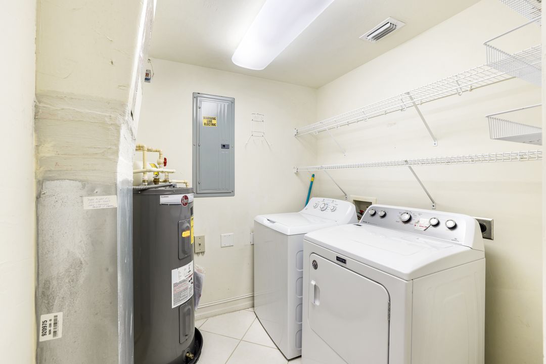 7839 Regal Heron Cir #206, Naples, FL 34104