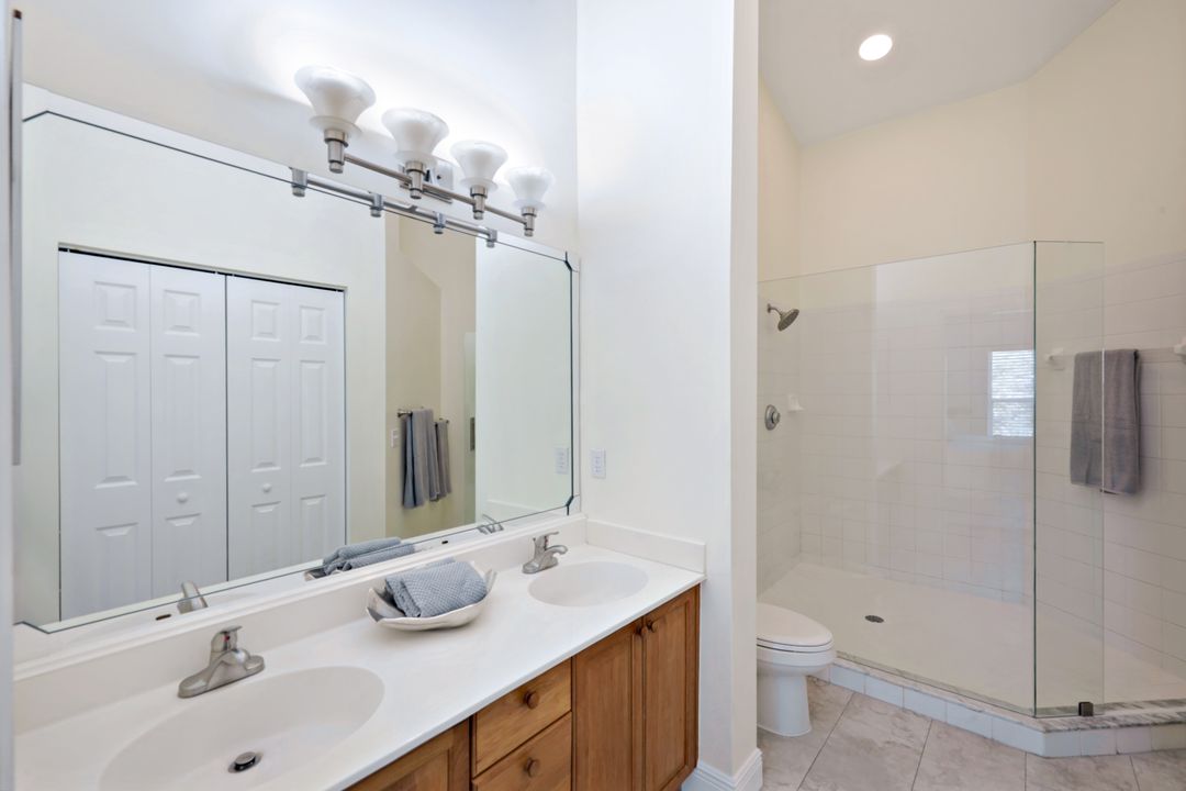 4940 Deerfield Way #201, Naples, FL 34110