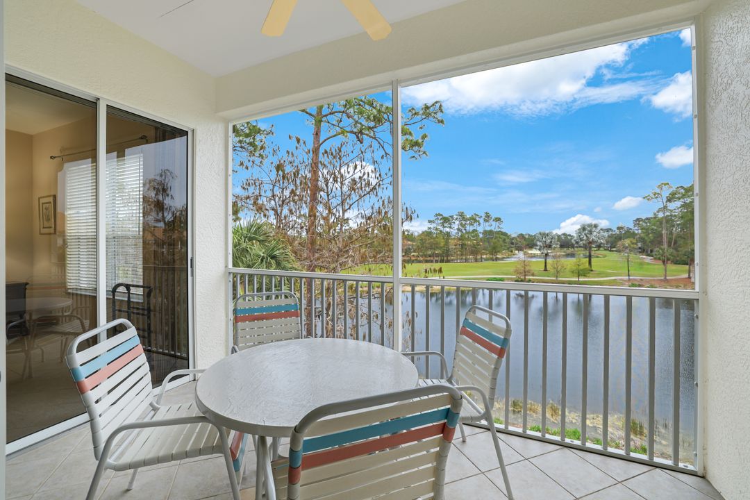 8247 Parkstone Pl #305, Naples, FL 34120