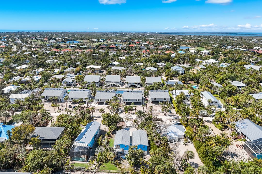 746 Cardium St, Sanibel, FL 33957