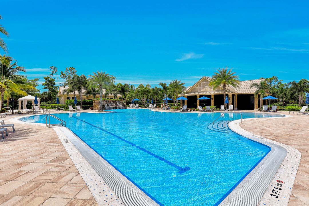 7631 Winding Cypress Dr, Naples, FL 34114