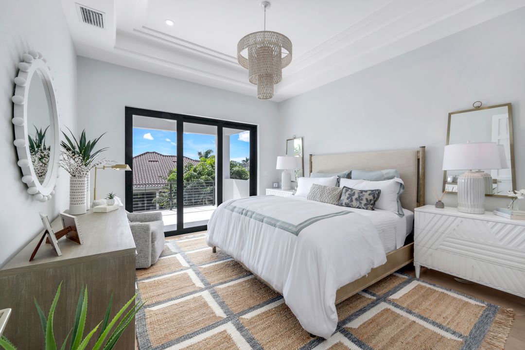 448 Devils Ln, Naples, FL 34103