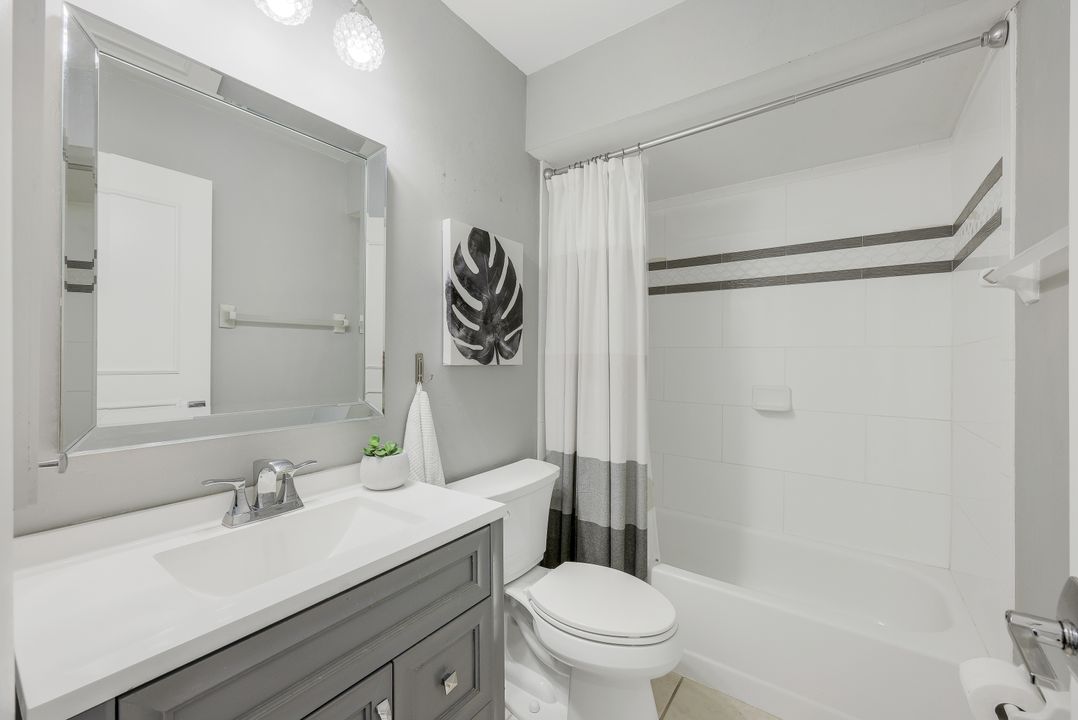 8336 Charter Club Cir #10, Fort Myers, FL 33919