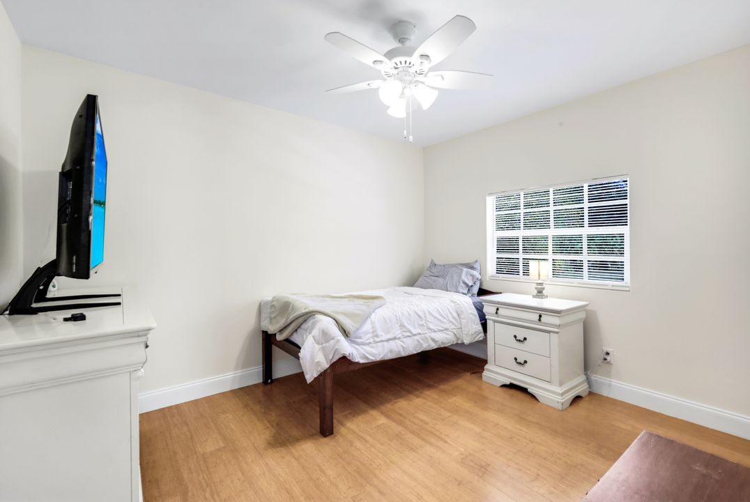 1720 Greenwood Ave, Lehigh Acres, FL 33972