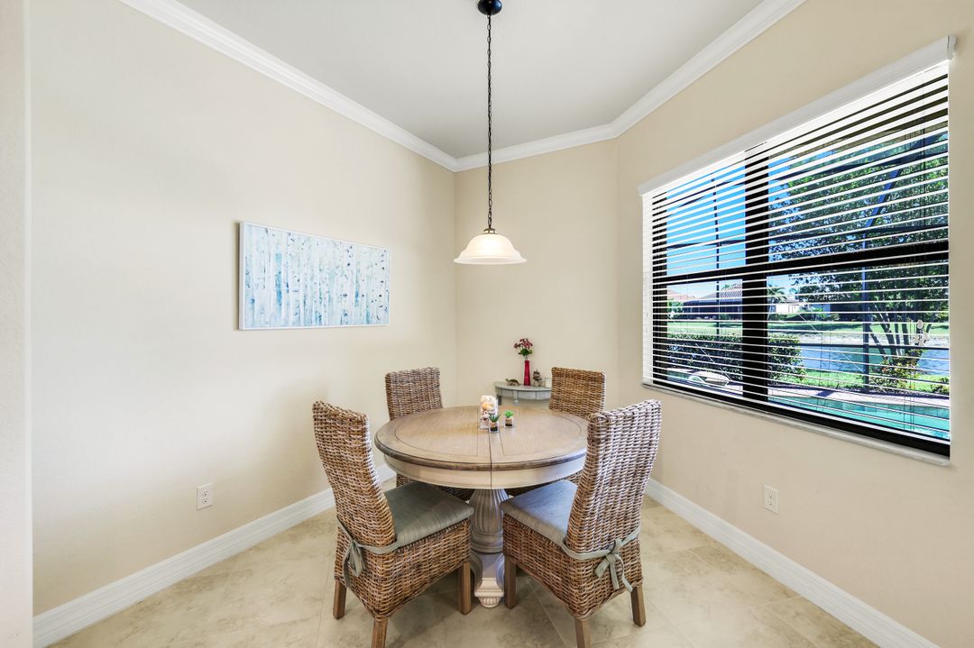 28085 Wicklow Ct, Bonita Springs, FL 34135