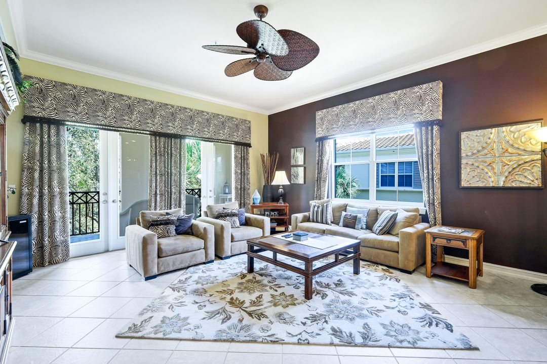 2826 Tiburon Blvd E #103, Naples, FL 34109