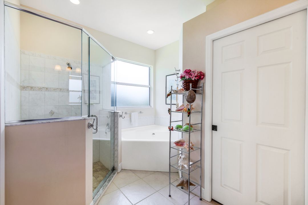 1802 SW 2nd Ave, Cape Coral, FL 33991