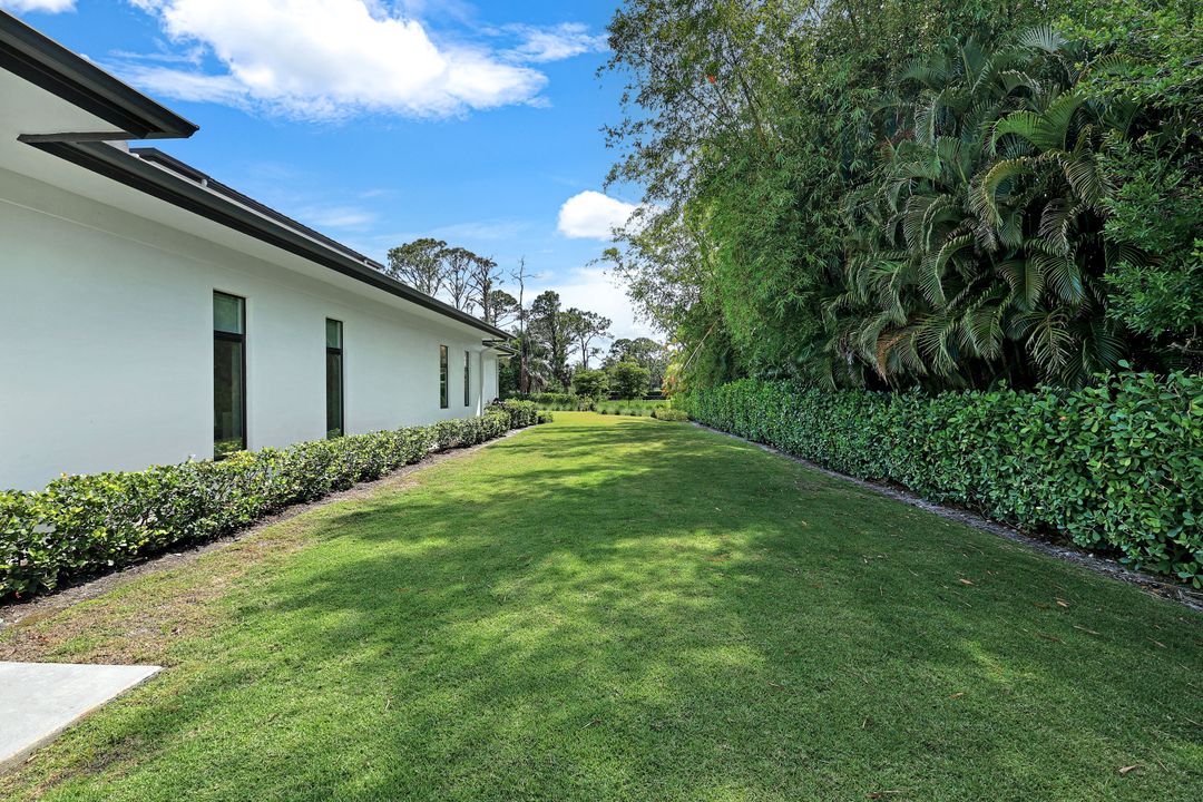 493 Carica Rd, Naples, FL 34108