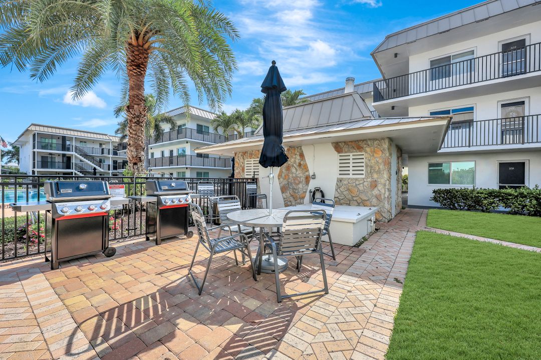766 Central Ave #207, Naples, FL 34102