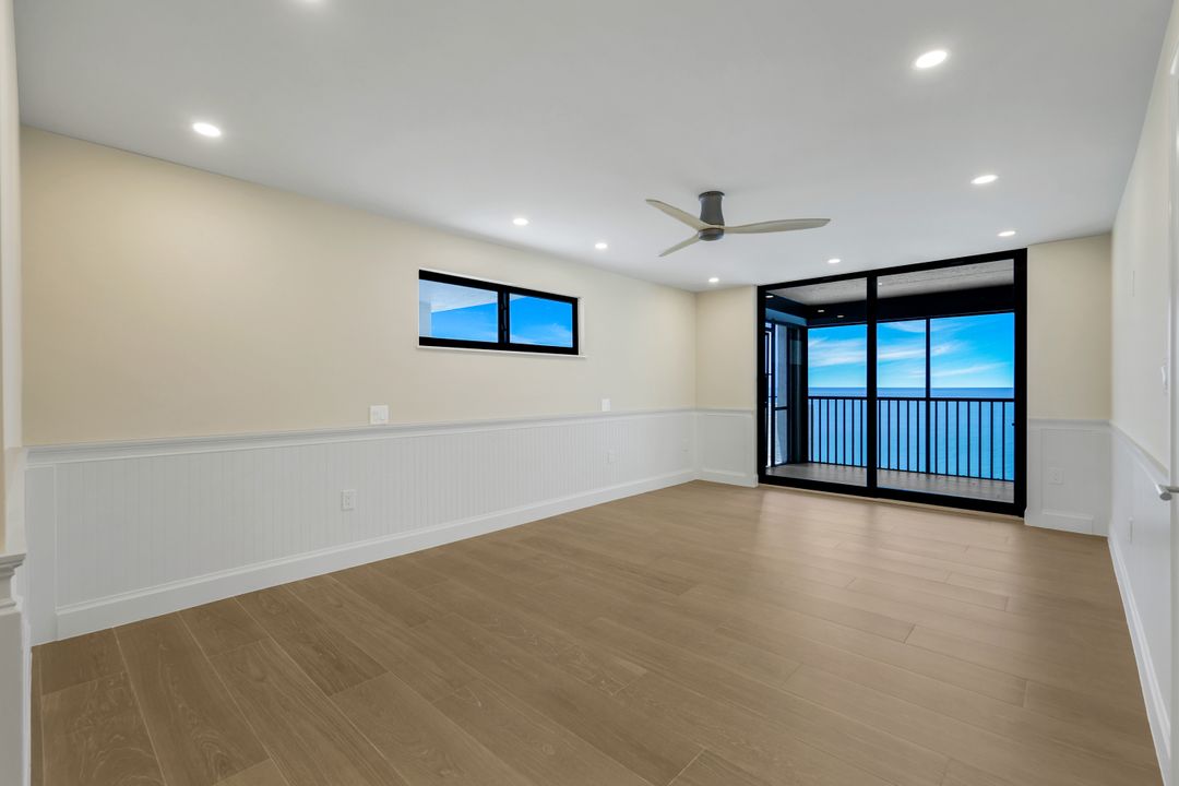 9715 Gulf Shore Dr #702, Naples, FL 34108