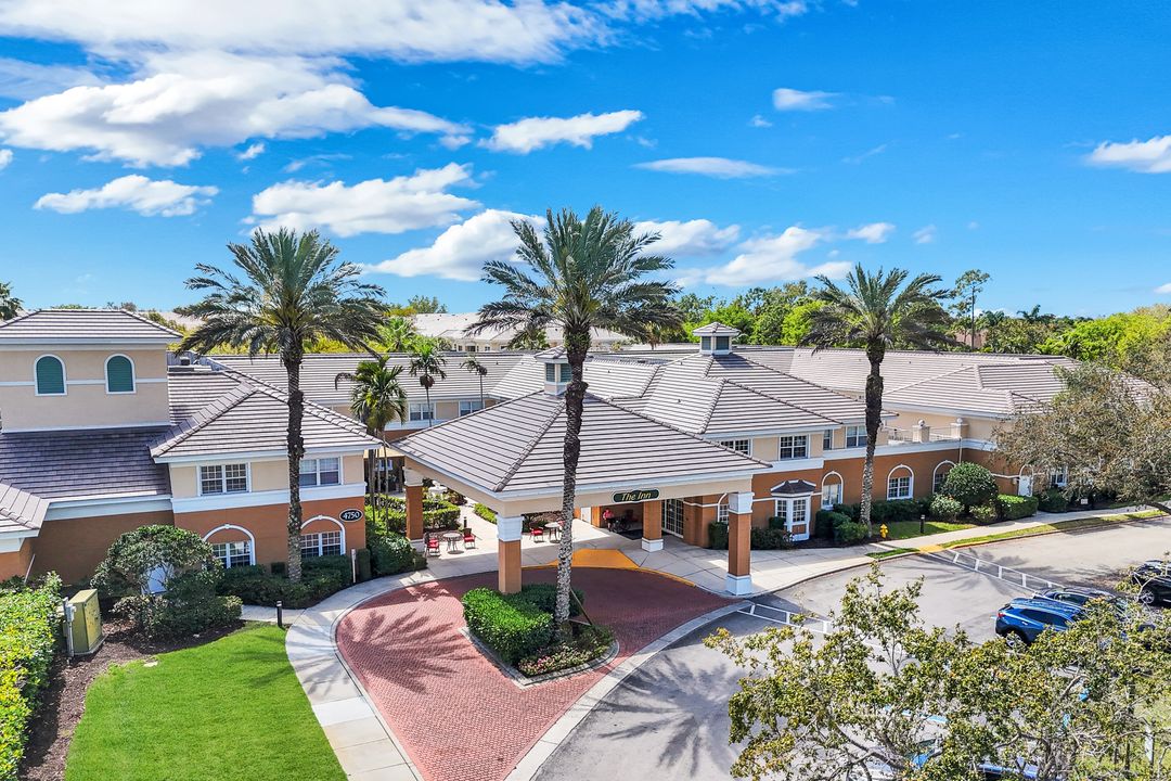 4815 Aston Gardens Way, Naples, FL 34109