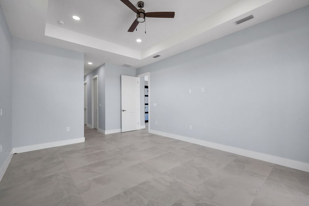 3842 NW 43rd Pl, Cape Coral, FL 33993