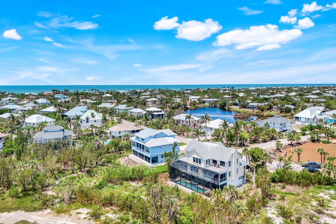 654 Sea Oats Dr, Sanibel, FL 33957