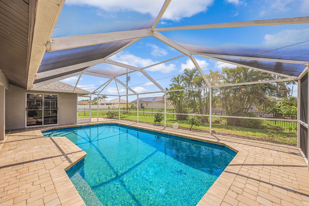 4532 SW 15th Ave, Cape Coral, FL 33914