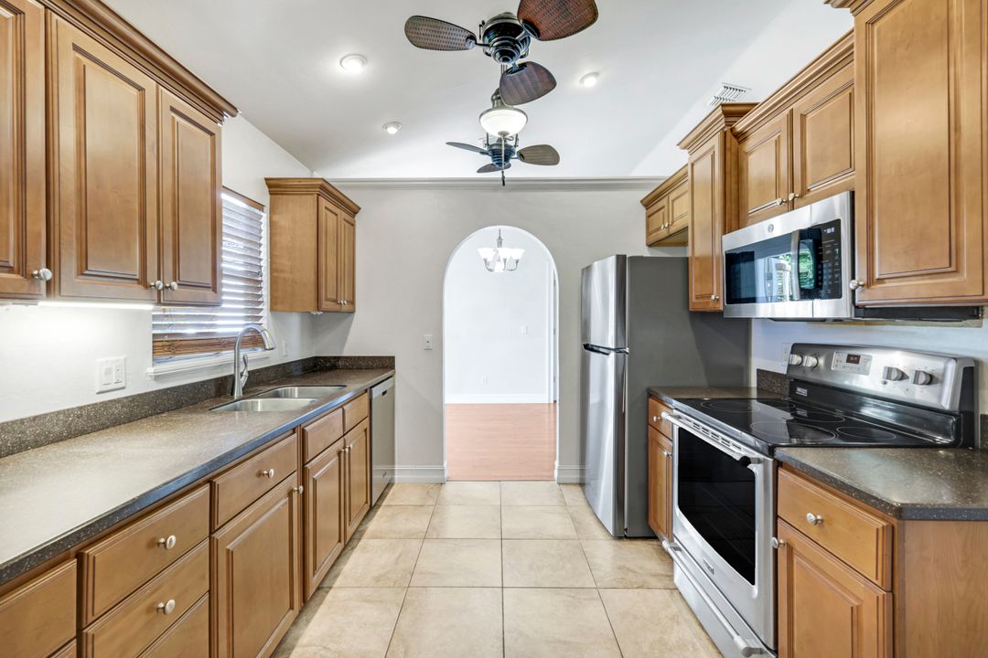 7576 Captiva Blvd, Fort Myers, FL 33967