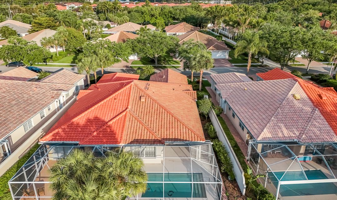 3360 Cayman Ln, Naples, FL 34119