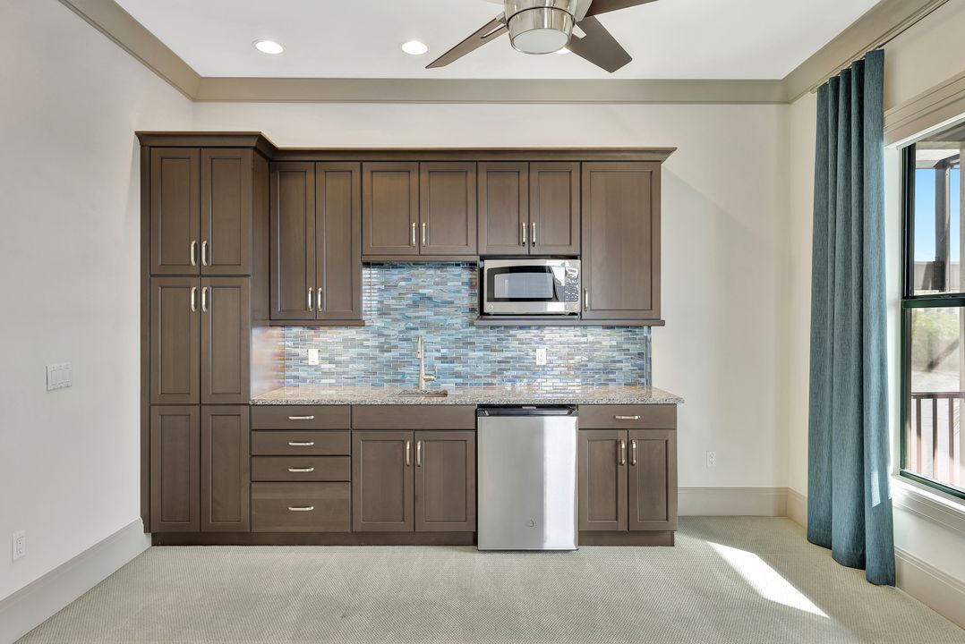 5817 Harbour Cir, Cape Coral, FL 33914