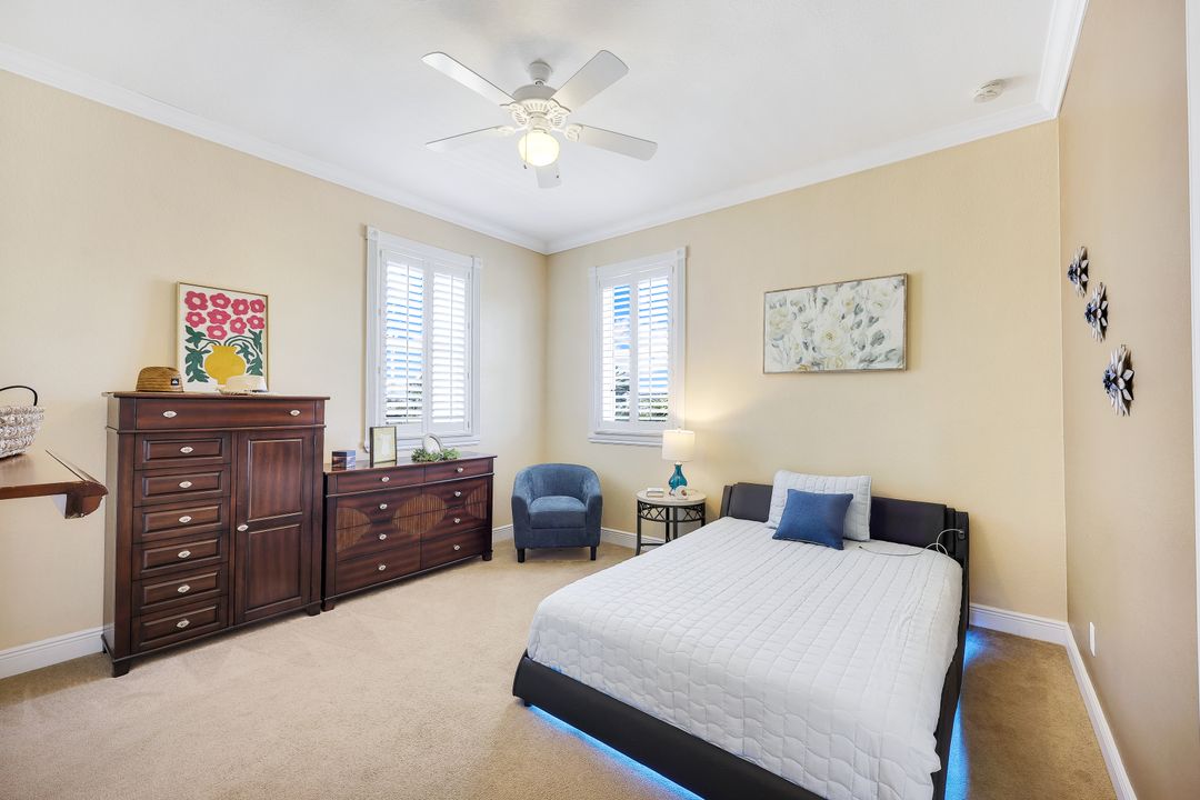 3820 Surfside Blvd, Cape Coral, FL 33914