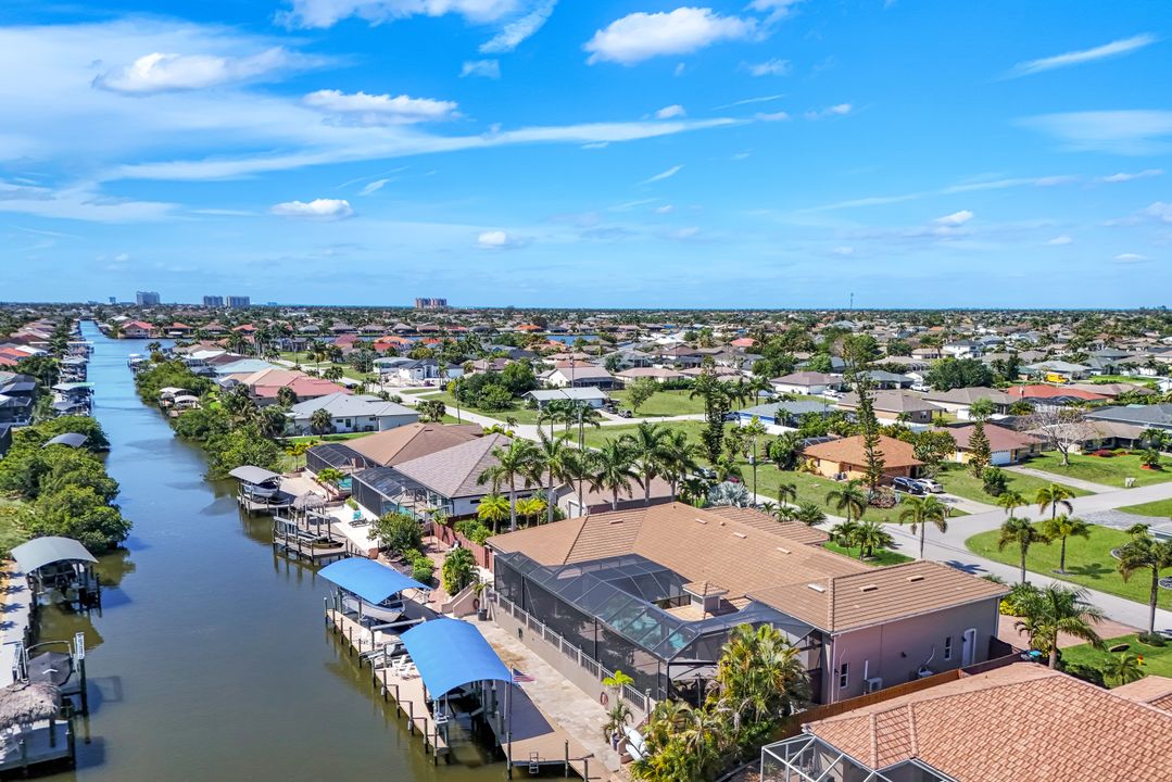 4025 SW 11th Ave, Cape Coral, FL 33914