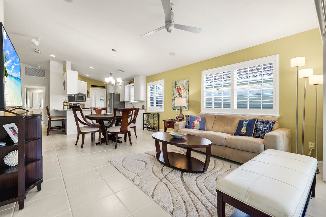 5058 Kingston Way, Naples, FL 34119