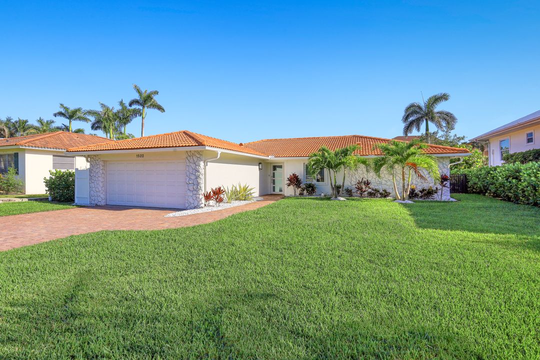 1522 Pelican Ave, Naples, FL 34102