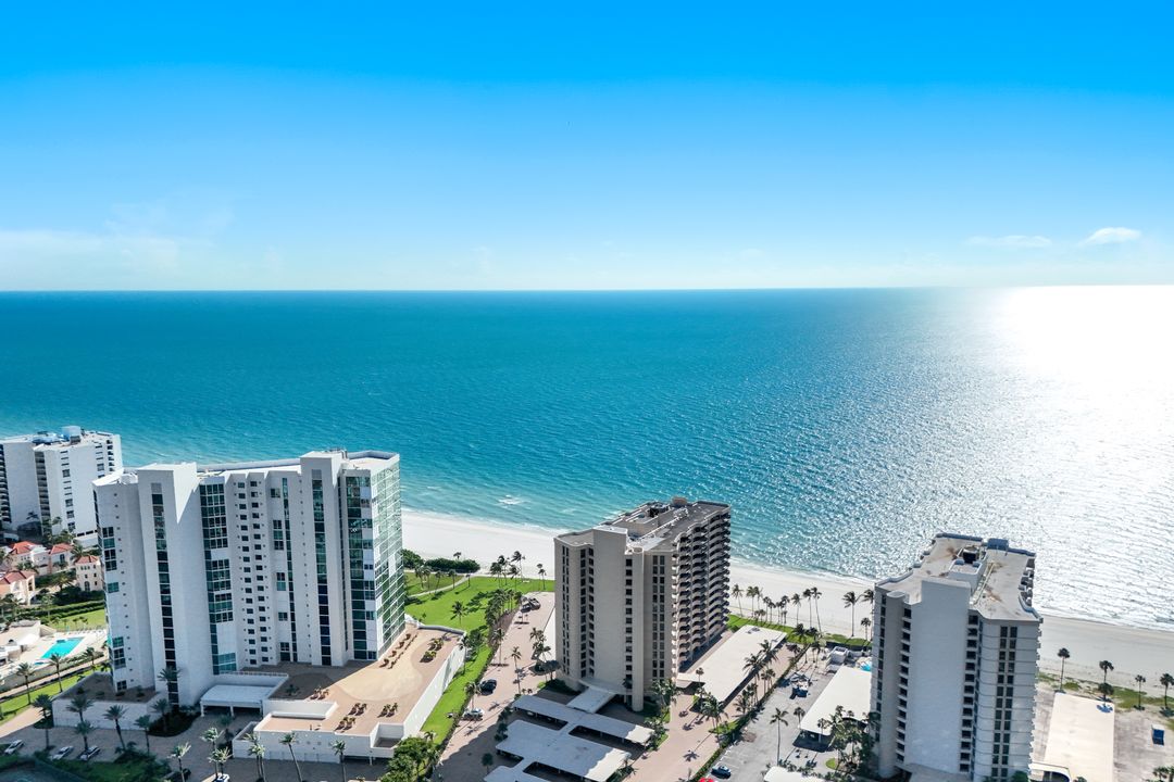 4001 Gulf Shore Blvd N #902, Naples, FL 34103