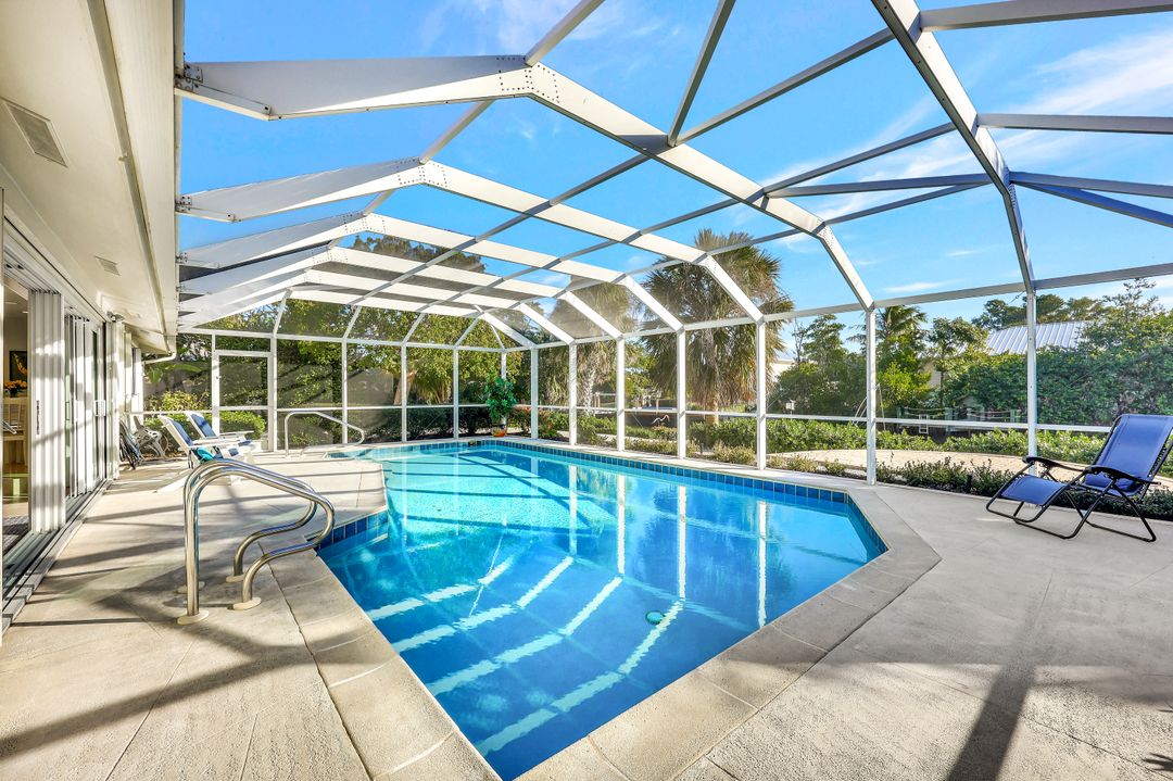 1010 Kings Crown Dr, Sanibel, FL 33957