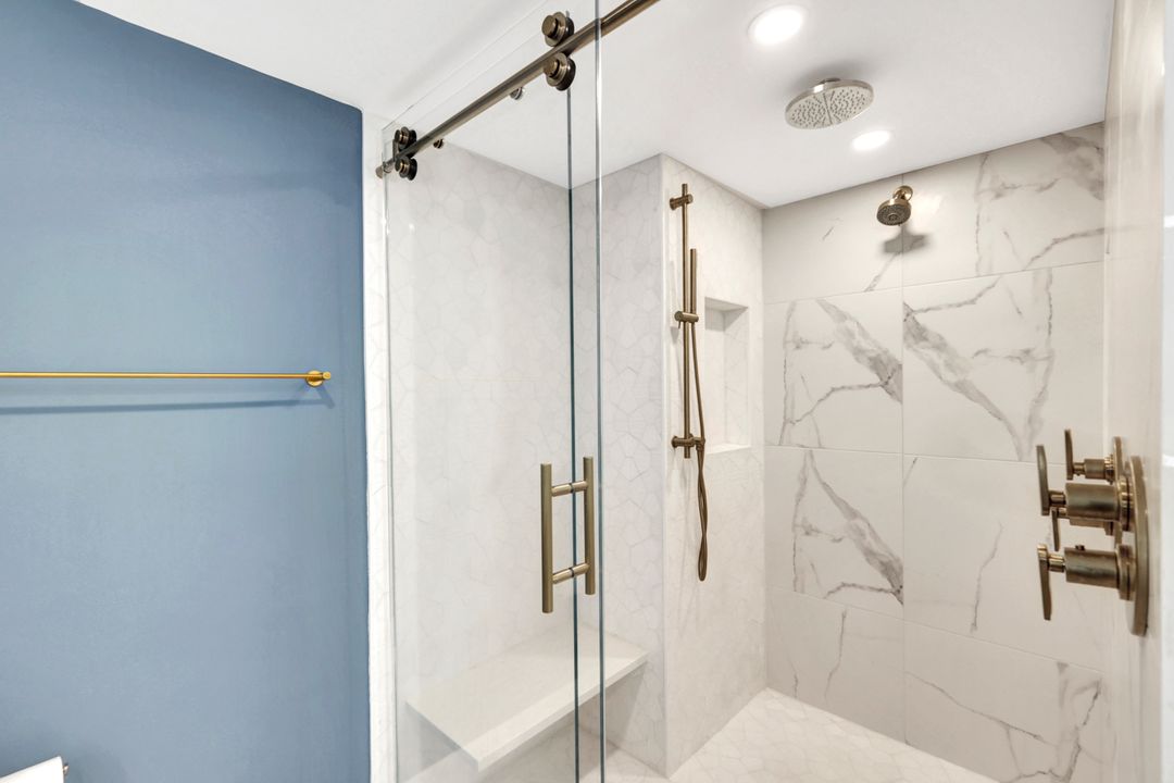 4401 Gulf Shore Blvd N #1406, Naples, FL 34103