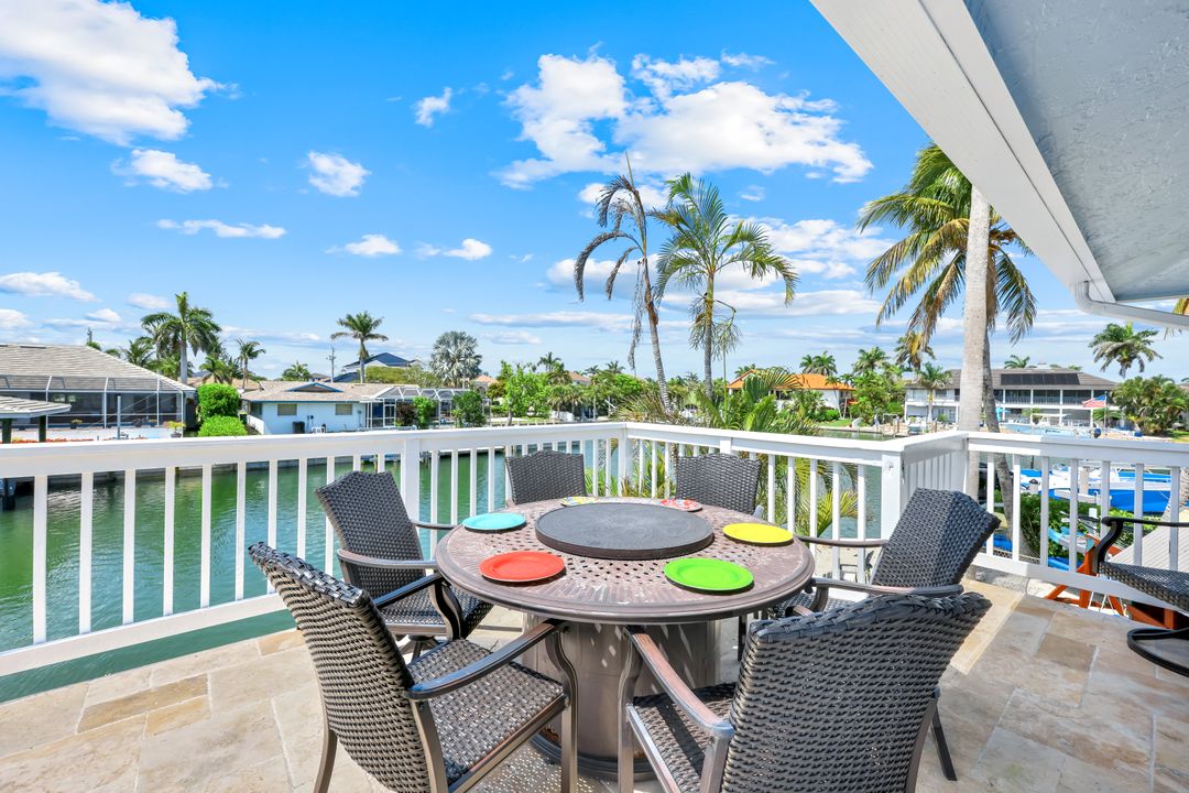 544 Seagrape Dr, Marco Island, FL 34145