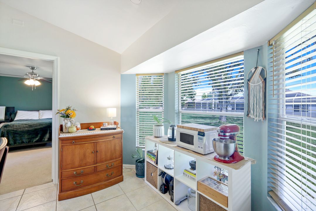 2127 SE 5th Pl, Cape Coral, FL 33990