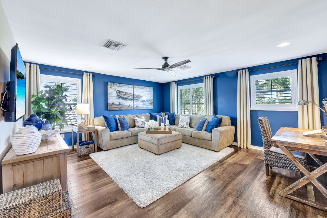 14554 Lanier Ct, Naples, FL 34114